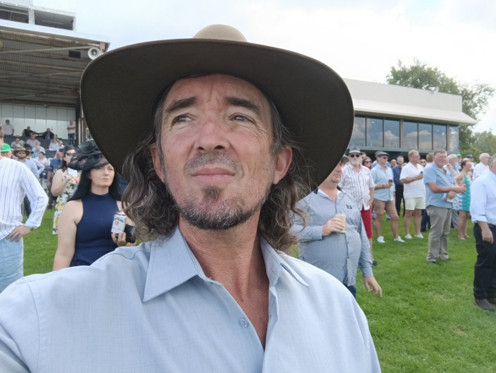 Brett Murrell at the Albury Races